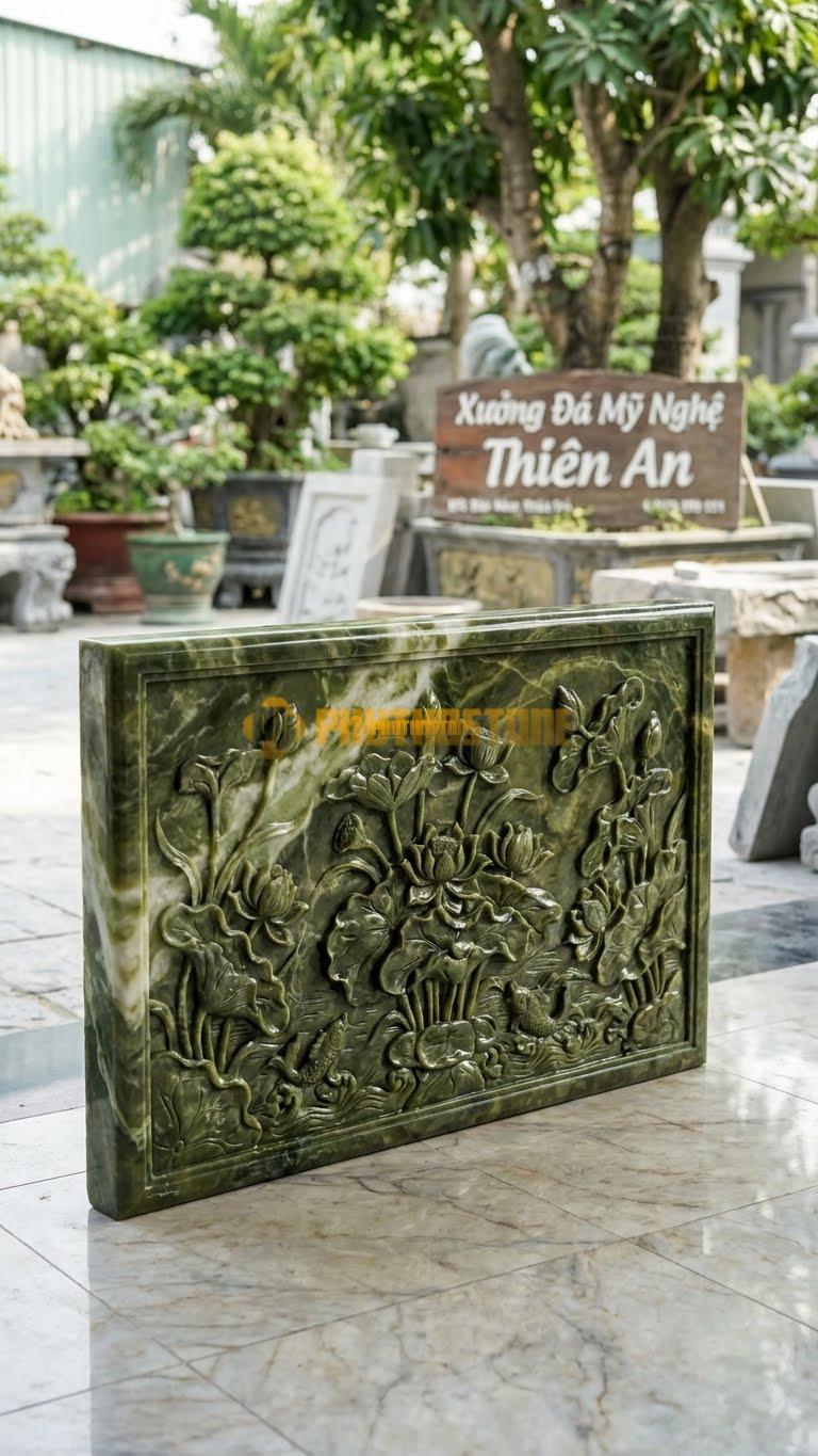 Bình Phong Đá Serpentine Vuông Đầm Sen L127: Bức Tranh Đầm Sen Kín Mặt Đá. (L127 x H89 Cm).