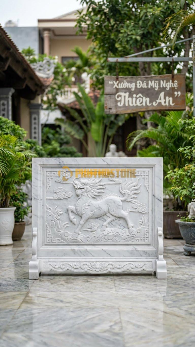 Bình Phong Đá Trắng Yên Bái Long Mã L155: Chạm Hình Long Mã (Đầu Rồng Mình Ngựa). (L155 x H117 Cm).