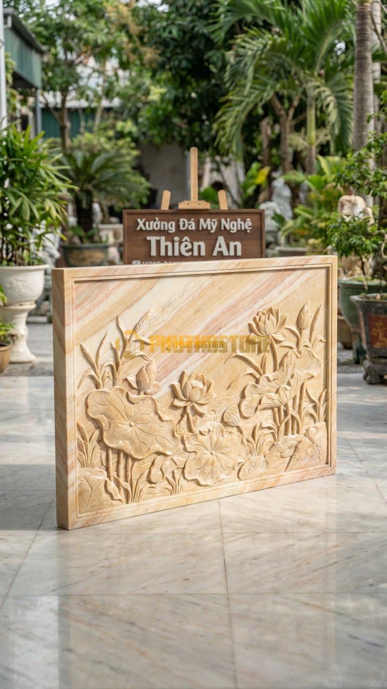 Bình Phong Đá Vàng Nghệ An Vuông Đầm Sen L127: Bức Tranh Đầm Sen Kín Mặt Đá. (L127 x H89 Cm).