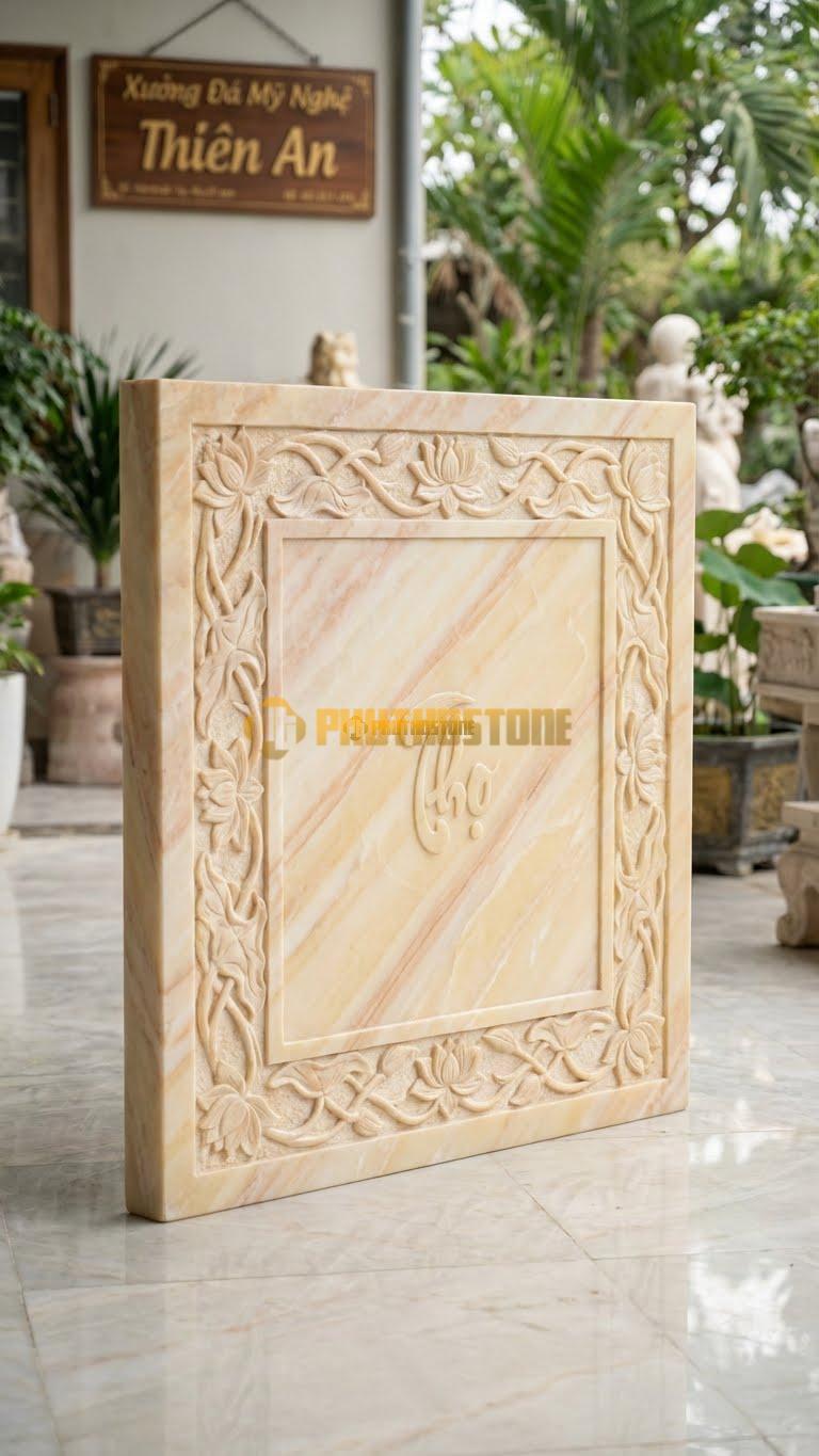 Bình Phong Đá Vàng Nghệ An Vuông Viền Sen L147: Giữa Trơn/Chữ, Viền Là Dây Sen. (L147 x H107 Cm).