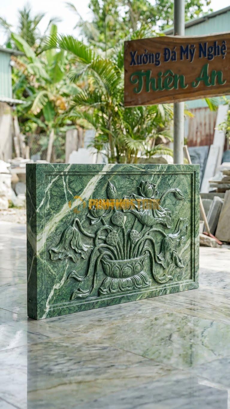 Bình Phong Đá Xanh Ấn Vuông Sen Tàn L127: Họa Tiết Đài Sen Già (Ý Nghĩa Hạt Giống/Tái Sinh). (L127 x H81 Cm).