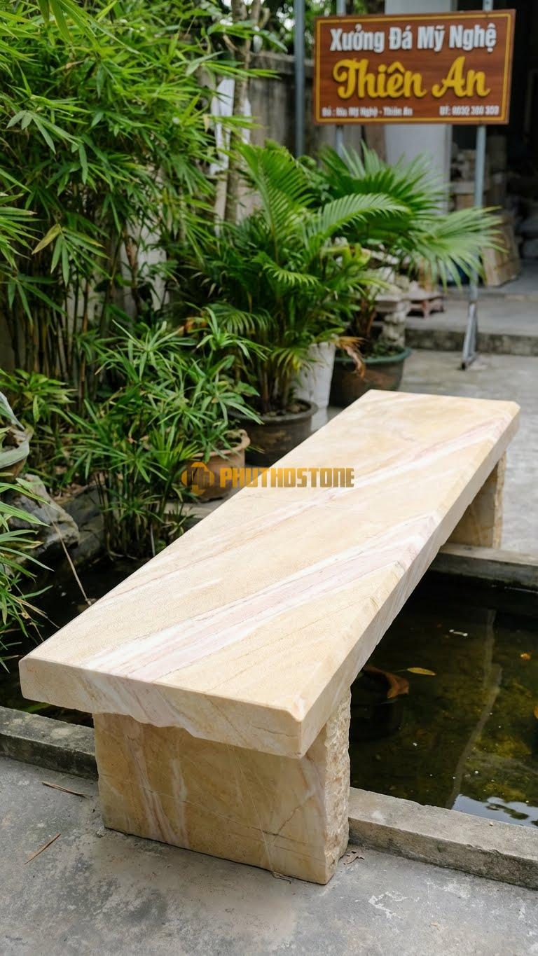 Cầu Sân Vườn Đá Vàng Nghệ An Dáng Cầu Trà Đạo (Chaniwa) , Kích thước 160cm x 50cm x 15cm Mặt Cầu Băm Nhám Mịn, Hai Cạnh Bên Mài Vát Chéo Tối Giản.