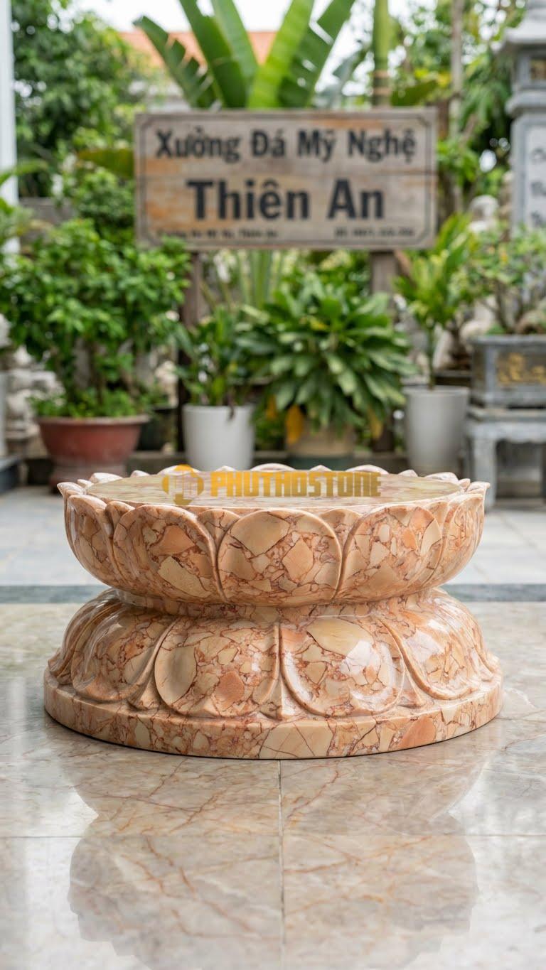 Chân Tảng Đá Hồng Tảng Bệt Sen 2 Lớp D25: Một Lớp Cánh Sen Ngửa Bên Trên, Một Lớp Cánh Sen Úp Bên Dưới. (Gương 25Cm – Đế 40Cm – Cao 15Cm).