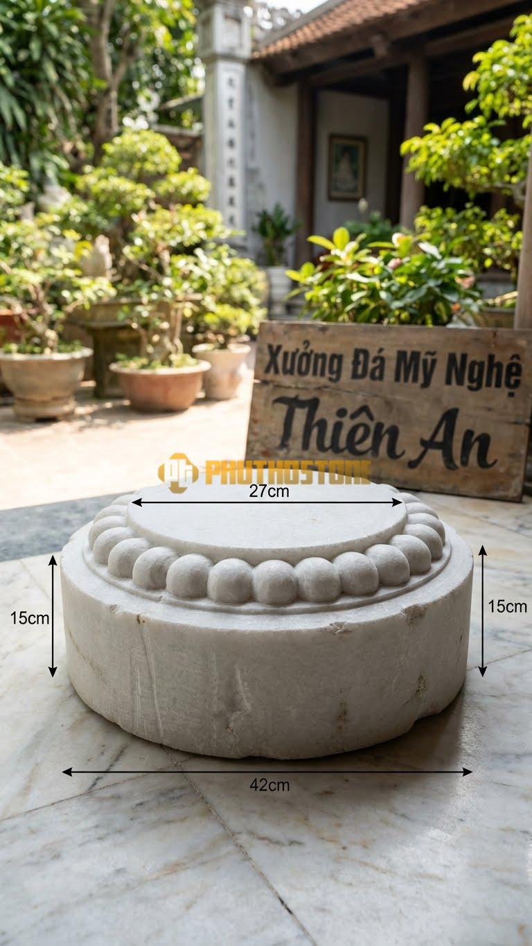 Chân Tảng Đá Trắng Muối Tảng Bệt Cườm Lồi D27: Hạt Cườm Đục Nổi Cao Hẳn Lên So Với Mặt Đá. (Gương 27Cm – Đế 42Cm – Cao 15Cm).