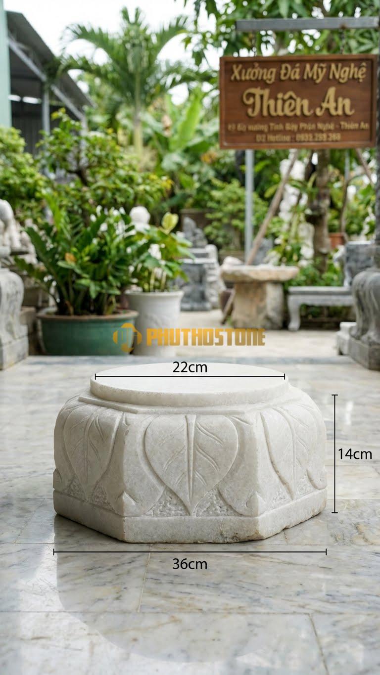 Chân Tảng Đá Trắng Muối Tảng Bệt Sòi Lá Đề D22: Họa Tiết Lá Sòi Cách Điệu Giống Hình Lá Bồ Đề. (Gương 22Cm – Đế 36Cm – Cao 14Cm).