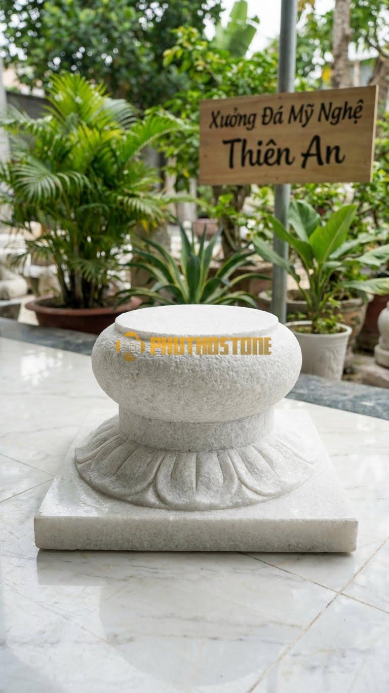 Chân Tảng Đá Trắng Muối Tảng Bệt Sòi Nền Trơn D24: Lá Sòi Nổi Trên Nền Đá Mài Phẳng Lì. (Gương 24Cm – Đế 38Cm – Cao 14Cm).