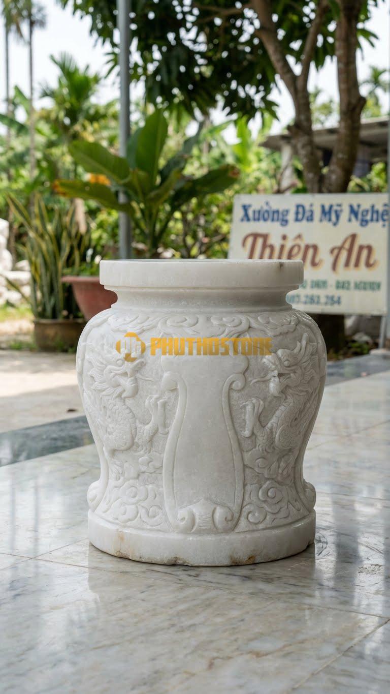 Chân Tảng Đá Trắng Muối Tảng Bồng Tứ Quý Hóa D30: Cây Tứ Quý Được Chạm Cách Điệu Hóa Rồng/Mây. (Gương 30Cm – Cao 45Cm).
