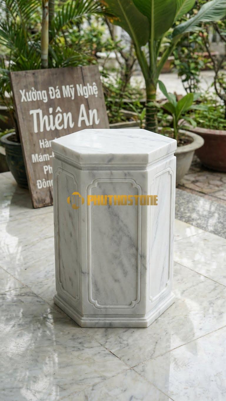 Chân Tảng Đá Trắng Yên Bái Tảng Bồng Lục Giác Triện Viền D22: Các Cạnh Được Soi Chỉ Viền Triện. (Gương 22Cm – Cao 38Cm).