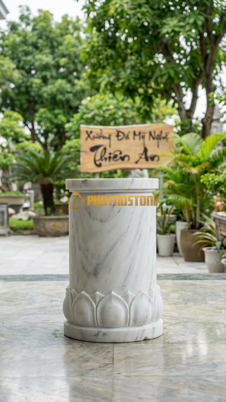 Chân Tảng Đá Trắng Yên Bái Tảng Bồng Sen Chân D28: Thân Trơn, Chỉ Chạm Một Lớp Cánh Sen Ở Chân Đế. (Gương 28Cm – Bụng 38Cm – Cao 42Cm).