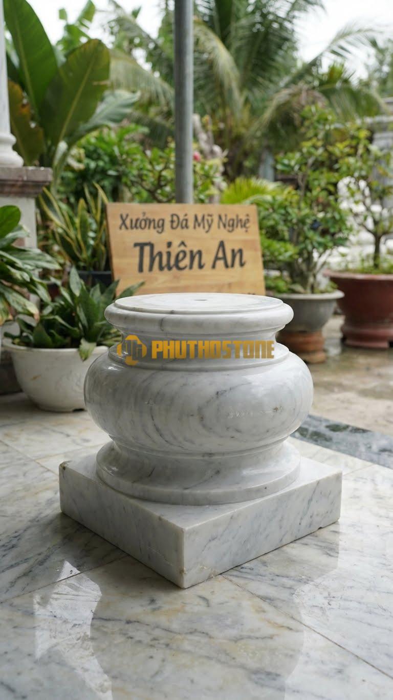 Chân Tảng Đá Trắng Yên Bái Tảng Bồng Vuông – Tròn Vai Bò D28: Đế Vuông, Phần Vai Bo Tròn Lớn (Vai Bò) Đỡ Cột D28. (Cao 42Cm).