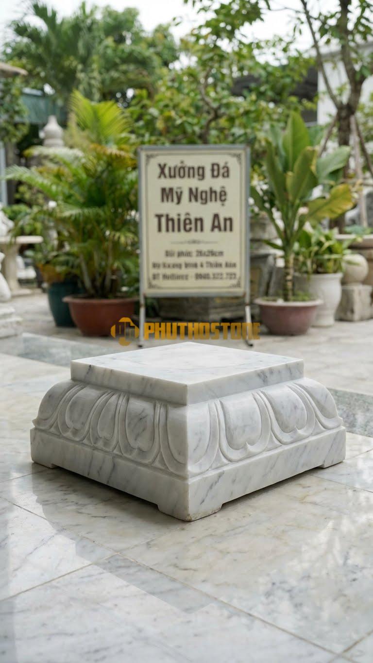 Chân Tảng Đá Trắng Yên Bái Tảng Vuông Bệt Sen Vuông 26X26: Cánh Sen Được Cách Điệu Để Vừa Khung Vuông. (Mặt 26X26Cm – Cao 15Cm).