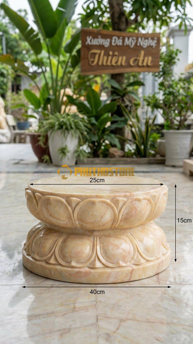 Chân Tảng Đá Vàng Nghệ An Tảng Bệt Sen 2 Lớp D25: Một Lớp Cánh Sen Ngửa Bên Trên, Một Lớp Cánh Sen Úp Bên Dưới. (Gương 25Cm – Đế 40Cm – Cao 15Cm).