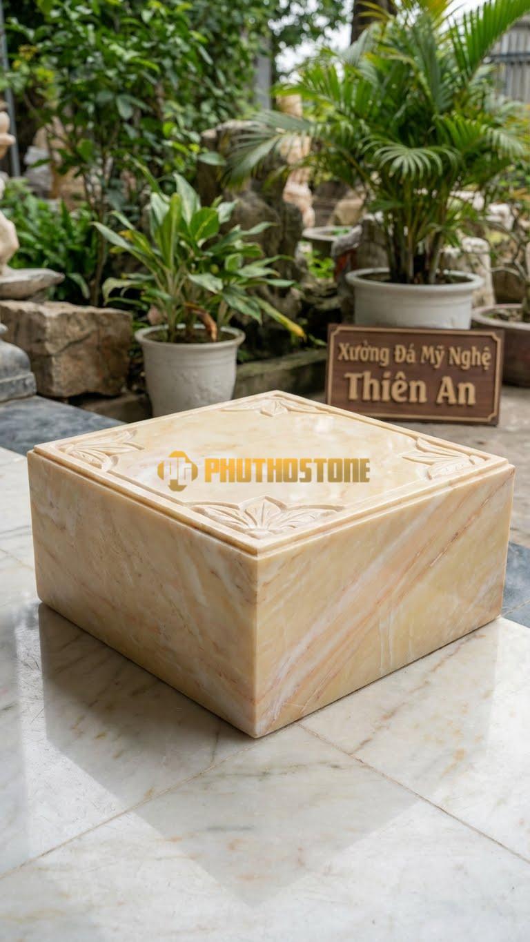 Chân Tảng Đá Vàng Nghệ An Tảng Vuông Bệt Lá Góc 30X30: 4 Góc Chạm Lá Lan Tây, Giữa Trơn. (Mặt 30X30Cm – Cao 16Cm).