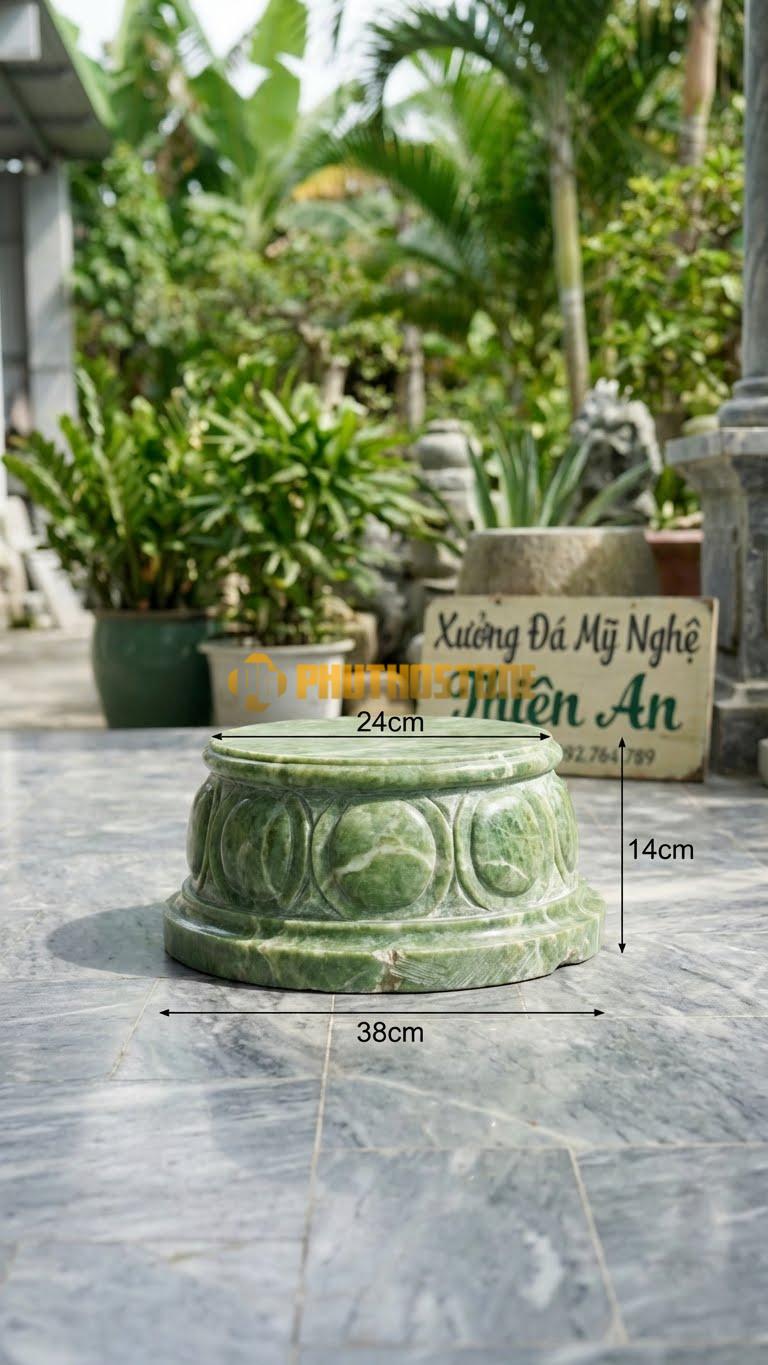 Chân Tảng Đá Xanh Ấn Tảng Bệt Cườm Dẹt D24: Hạt Cườm Hình Oval Dẹt Thay Vì Hình Tròn. (Gương 24Cm – Đế 38Cm – Cao 14Cm).