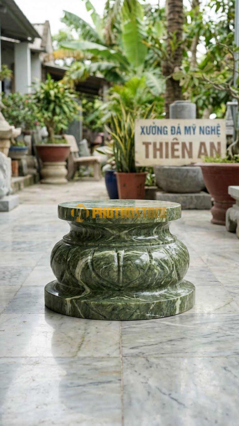Chân Tảng Đá Xanh Ấn Tảng Bệt Sòi Cổ Ngỗng D29: Phần Cổ Tảng Thắt Nhỏ Lại Làm Nổi Bật Phần Lá Sòi Phình Ra. (Gương 29Cm – Đế 45Cm – Cao 16Cm).