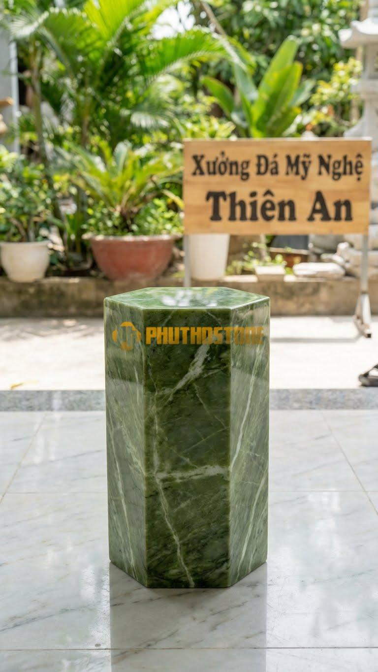 Chân Tảng Đá Xanh Ấn Tảng Bồng Lục Giác Mài Bóng D24: Đánh Bóng Kính Toàn Bộ Các Mặt. (Gương 24Cm – Cao 38Cm).