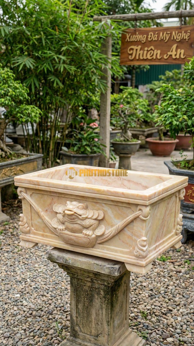 Chậu Cây Bonsai Đá Vàng Nghệ An, Kích thước 55cm x 35cm x 30cm – Hoa Văn thiềm Thừ (Cóc Ngậm Tiền) Cõng Chậu Trên Lưng.