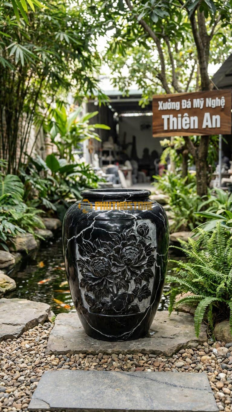 Chum “Hoa Mẫu Đơn Phú Quý” Đá Đen Tia Chớp, Kích thước 85cm x 60cm, Hoa Văn Những Bông Hoa Mẫu Đơn Nở Rộ, Cánh Hoa Đan Xen Nhiều Lớp Mềm Mại.