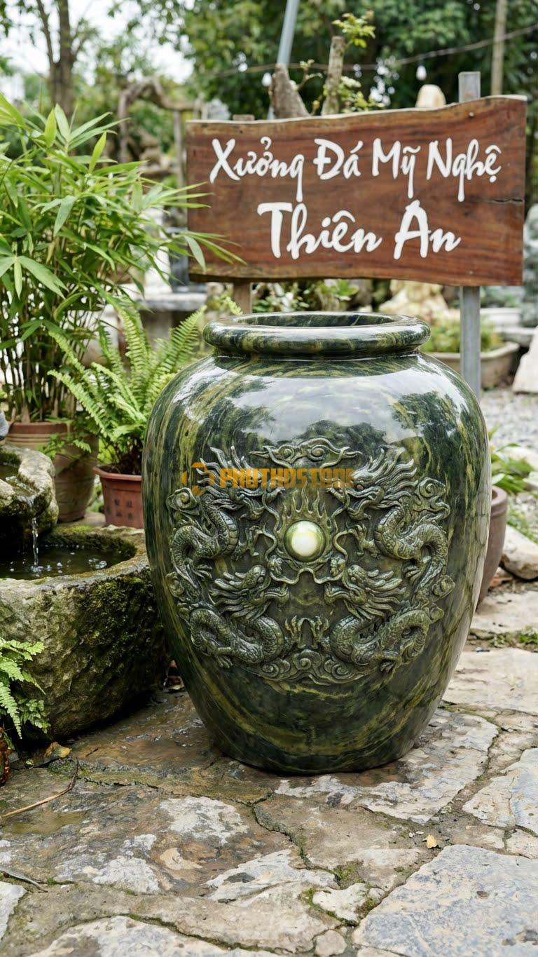 Chum “Ngũ Long Chầu Nguyệt” Đá Serpentine, Kích thước 100cm x 80cm, Hoa Văn 5 Con Rồng Uốn Lượn Hướng Về Viên Ngọc Rực Sáng Ở Chính Diện.