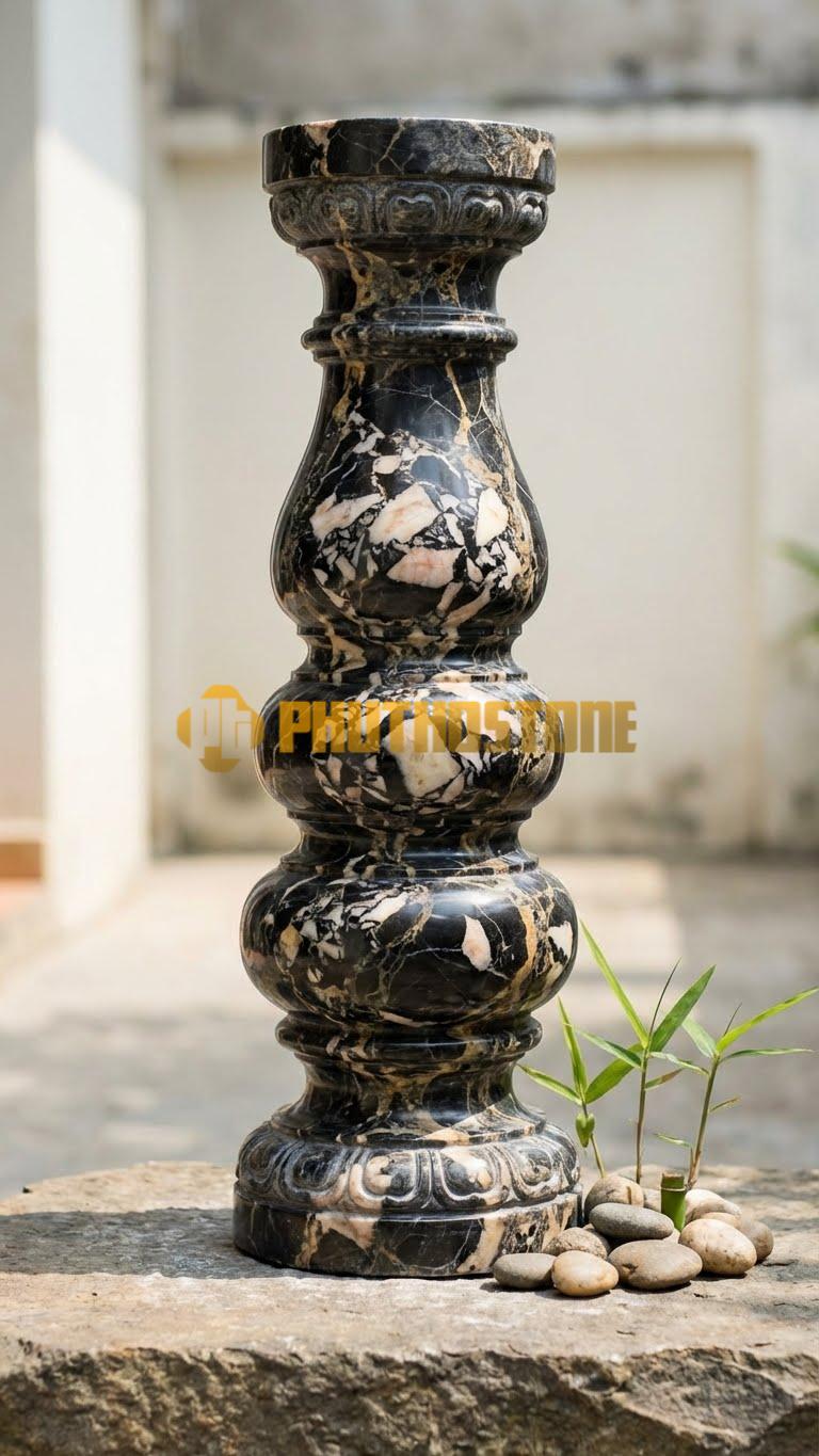 Con Tiện Đá Đá Da Báo Hồ Lô Kép: Dáng 3 bầu tròn nhỏ dần về phía trên, cao 85cm, đk 15cm, dáng cao lạ mắt.