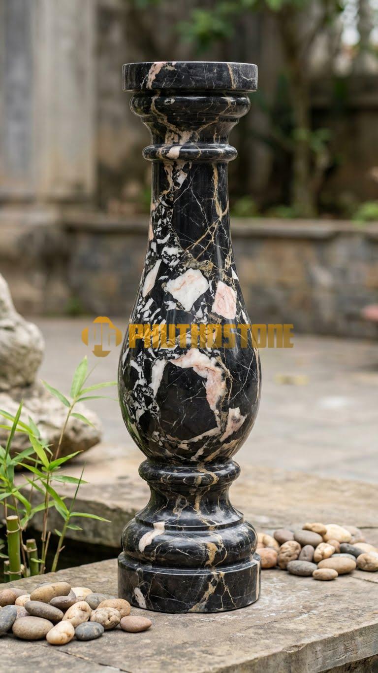 Con Tiện Đá Đá Da Báo Lục Bình Bụng Béo: Dáng bầu to ở giữa thấp, cao 60cm, đk 15cm, tạo cảm giác vững chãi, mập mạp.