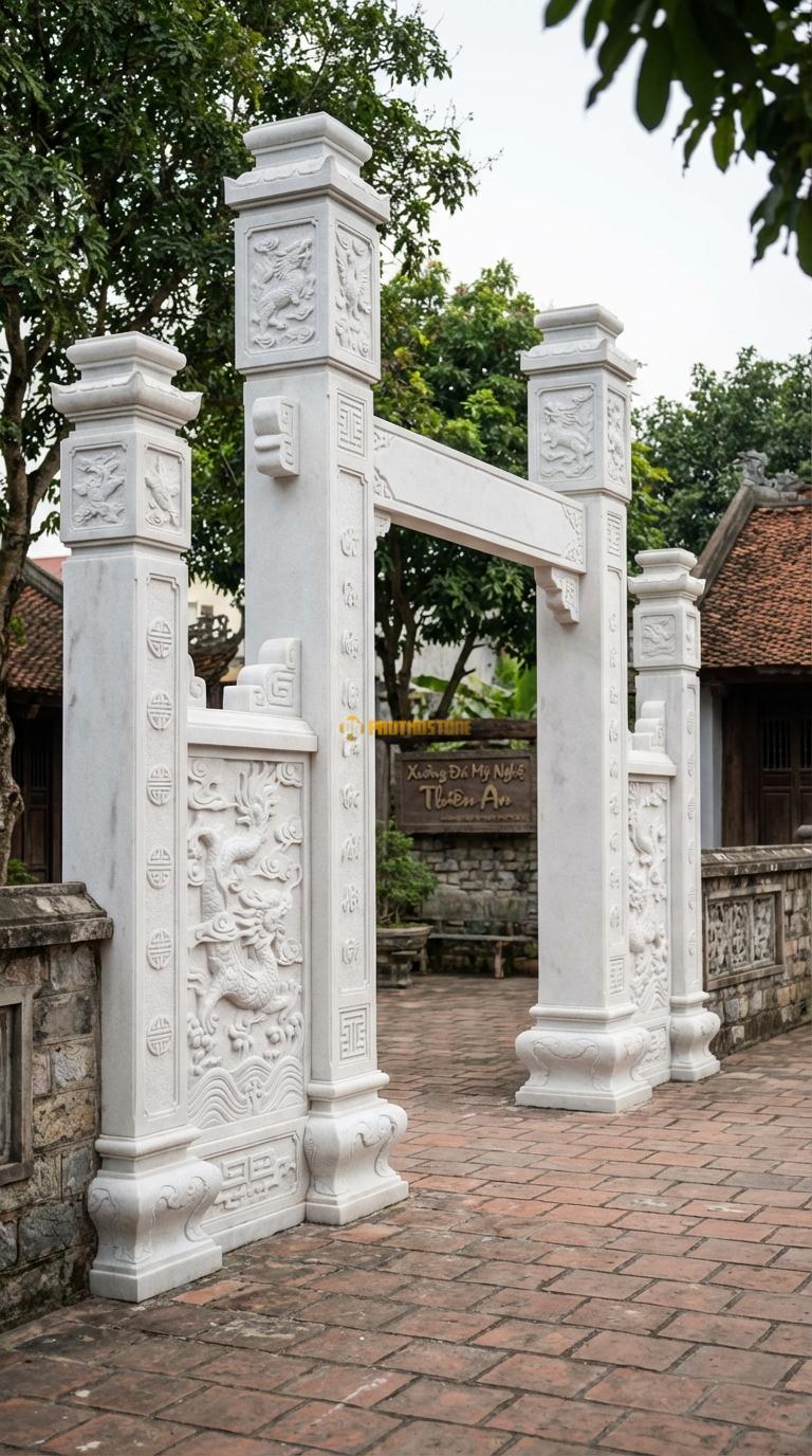 Cổng Tam Quan Đá Trắng Muối Tứ Linh (Long Lân Quy Phụng): Chạm khắc kỹ trên 4 mặt cột và vách. Cột chính vuông 40cm; Rộng phủ bì 5m30