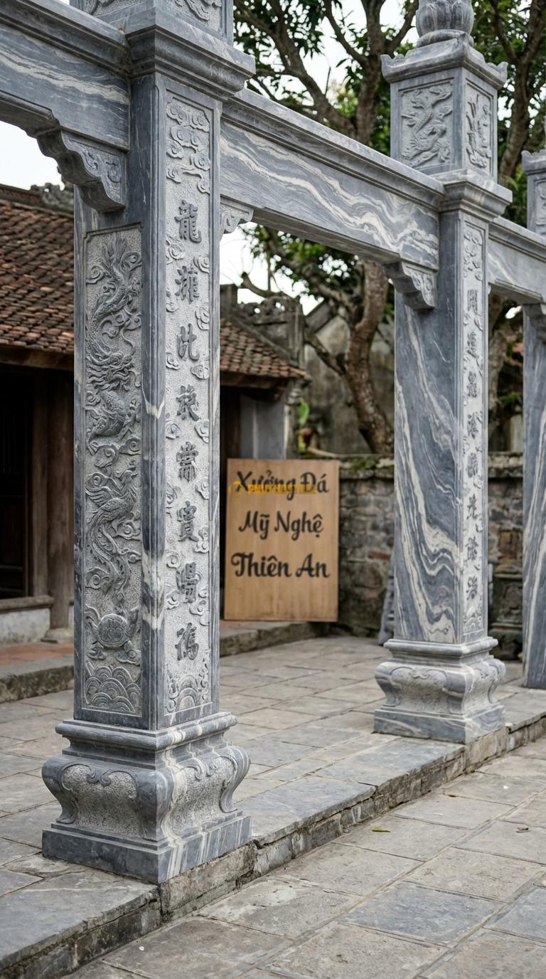 Cổng Tam Quan Đá Vân Mây Tứ Linh (Long Lân Quy Phụng): Chạm khắc kỹ trên 4 mặt cột và vách. Cột chính vuông 40cm; Rộng phủ bì 5m30