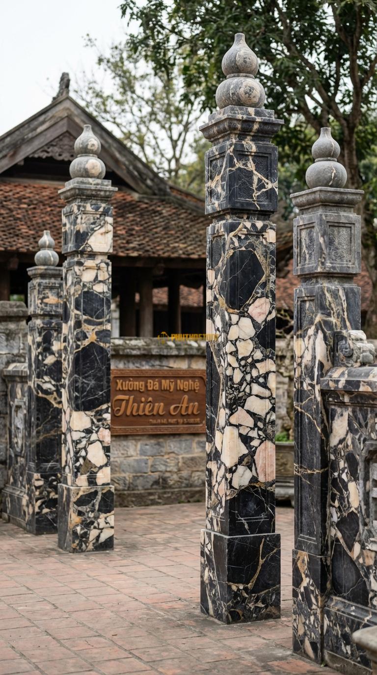 Cổng Tứ Trụ Đá Da Báo Đỉnh Hồ Lô: Trên đỉnh cột đặt hồ lô đá (biểu tượng sức khỏe, phong thủy). Cột chính vuông 27cm; Cao cột chính 3m9