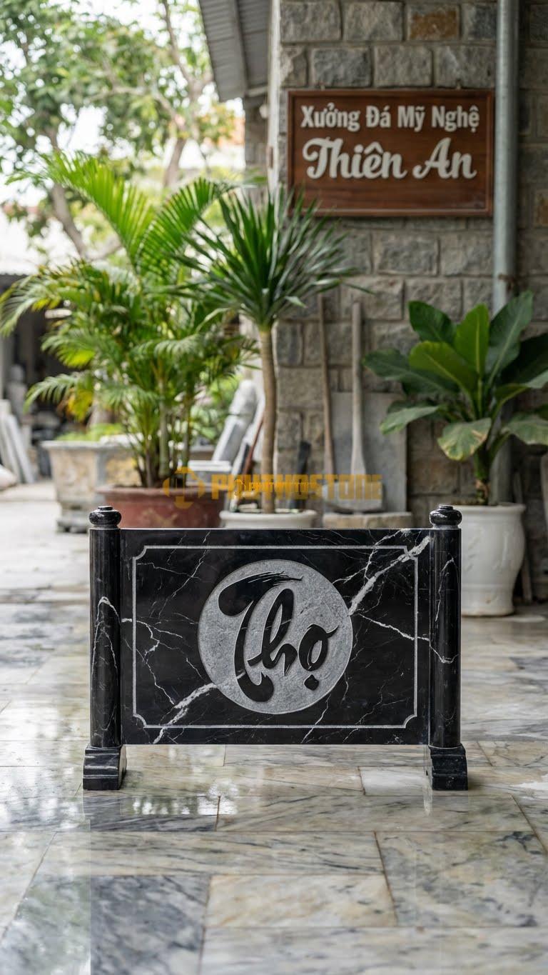 Cuốn Thư Đá Đen Tia Chớp Chữ Thọ Tâm Linh L107: Mẫu Nhỏ, Chữ Thọ Viết Thư Pháp Việt. (L107 x H69 Cm).