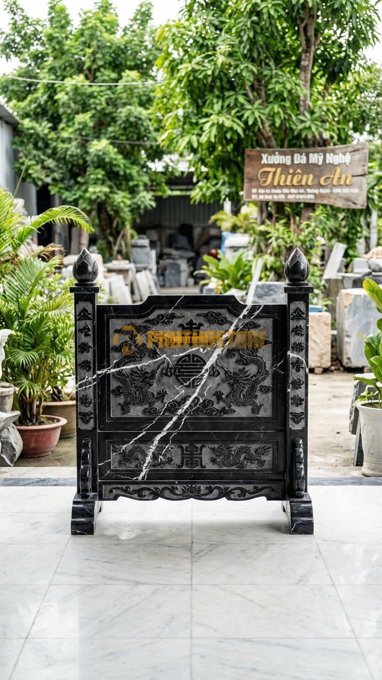 Cuốn Thư Đá Đen Tia Chớp Cột Đèn Nụ Sen L133: Đỉnh Cột Là Búp Sen Chưa Nở. (L133 x H127 Cm).