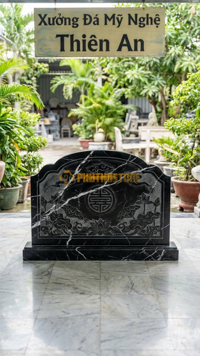 Cuốn Thư Đá Đen Tia Chớp Liền Khối Đục Nông L117: Hoa Văn Chạm Khắc Nhẹ Trên Bề Mặt (Tranh Đồ Họa). (L117 x H69 Cm).