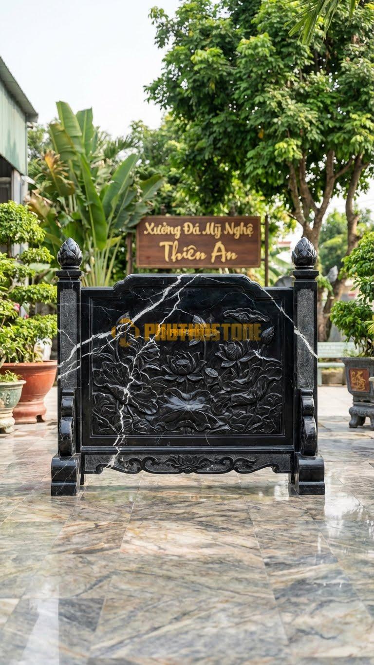 Cuốn Thư Đá Đen Tia Chớp Sen Hóa (Liên Hoa) L147: Đầm Sen Nở Rộ, Cột Chạm Búp Sen Đầu Trụ. (L147 x H127 Cm).