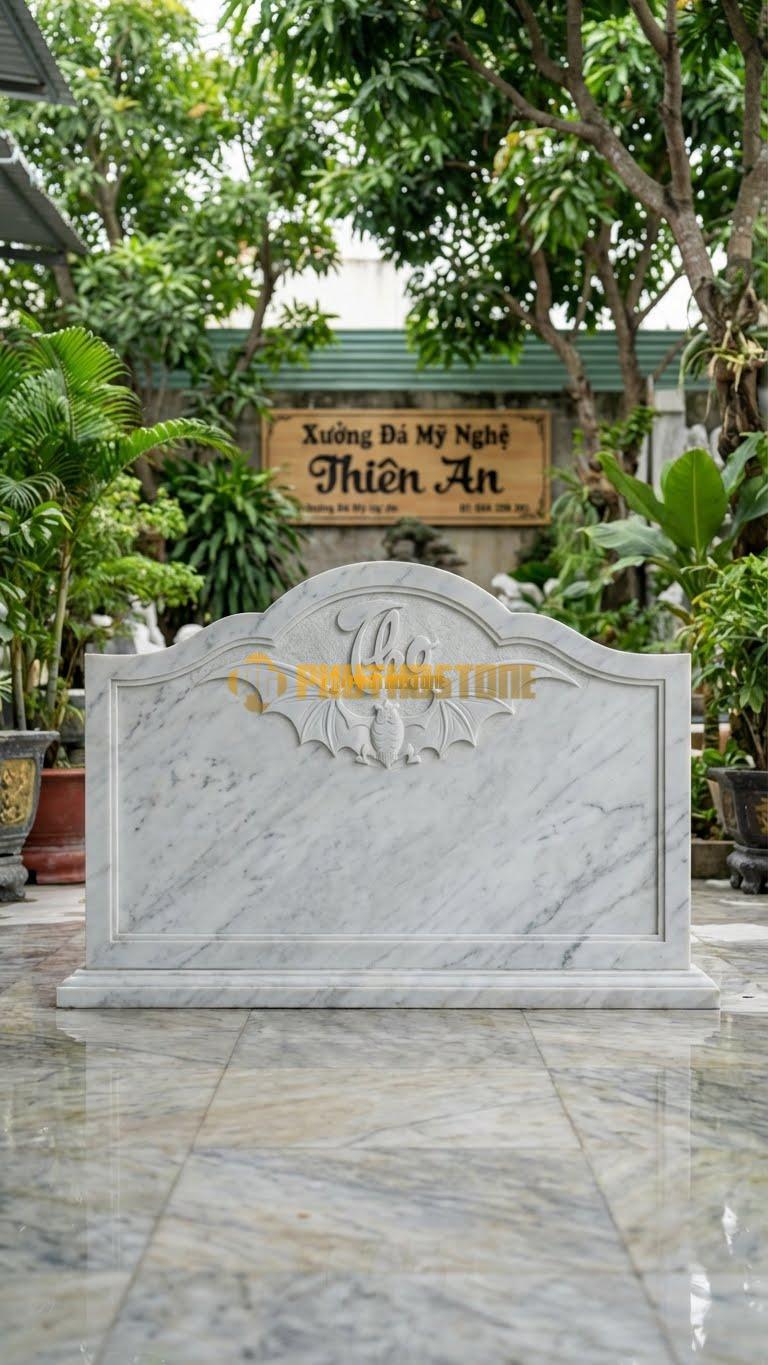 Cuốn Thư Đá Trắng Yên Bái Chữ Thọ Đỉnh Dơi L133: Trên Chữ Thọ Có Con Dơi Dang Cánh. (L133 x H81 Cm).