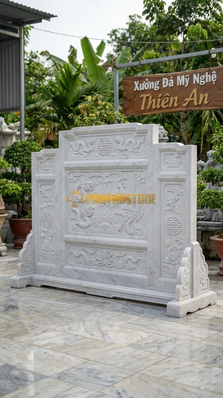 Cuốn Thư Đá Trắng Yên Bái Tam Quan Cánh Gà L300: Phần Thân Kéo Dài Sang Hai Bên (Cánh Gà). (L300 x H197 Cm).