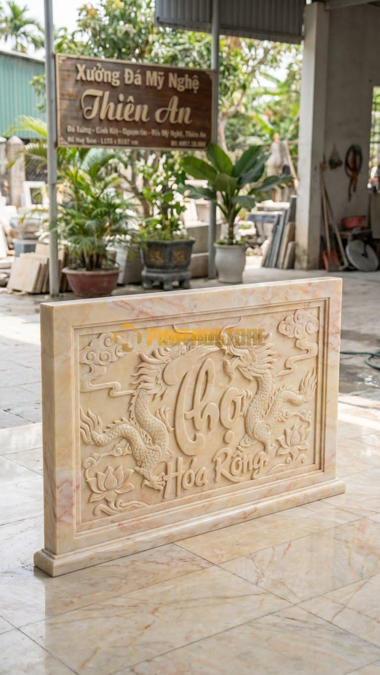 Cuốn Thư Đá Vàng Nghệ An Chữ Thọ Hóa Rồng L155: Nét Chữ Thọ Được Cách Điệu Từ Đầu Rồng. (L155 x H107 Cm).