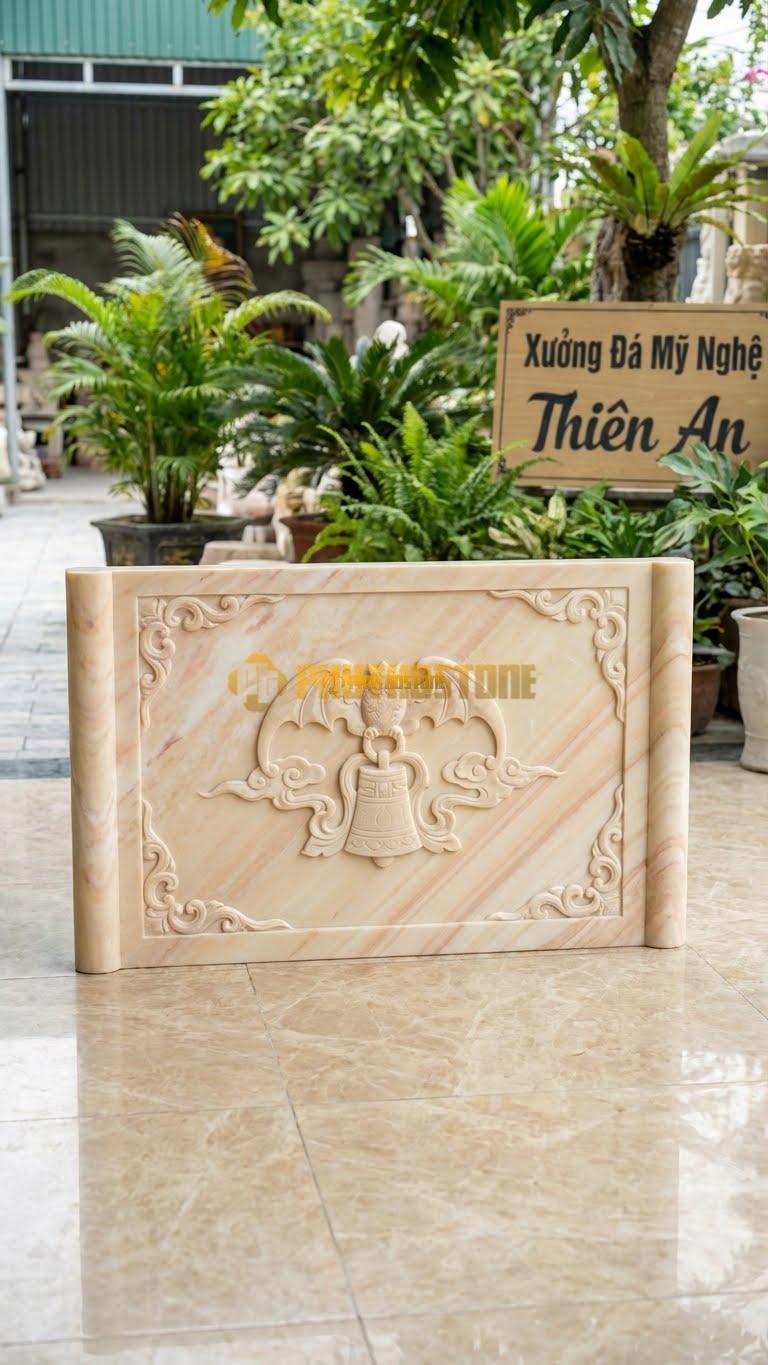 Cuốn Thư Đá Vàng Nghệ An Dơi Ngậm Khánh L127: Dơi Ngậm Chiếc Khánh Đá (Biểu Tượng May Mắn). (L127 x H81 Cm).
