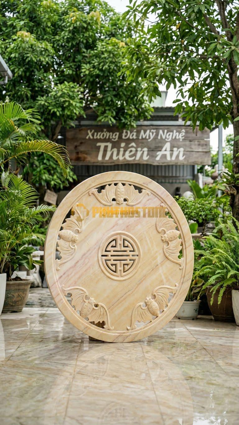 Cuốn Thư Đá Vàng Nghệ An Thông Phong Ngũ Phúc L147: 5 Con Dơi Đục Rỗng Viền. (L147 x H89 Cm).