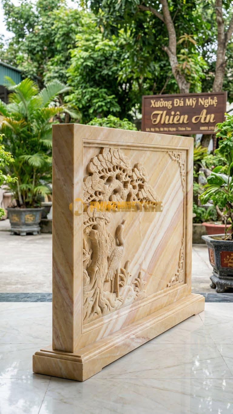 Cuốn Thư Đá Vàng Nghệ An Thông Phong Tùng Hạc L155: Tán Cây Tùng Được Đục Lọng Kỹ Thuật Cao. (L155 x H107 Cm).