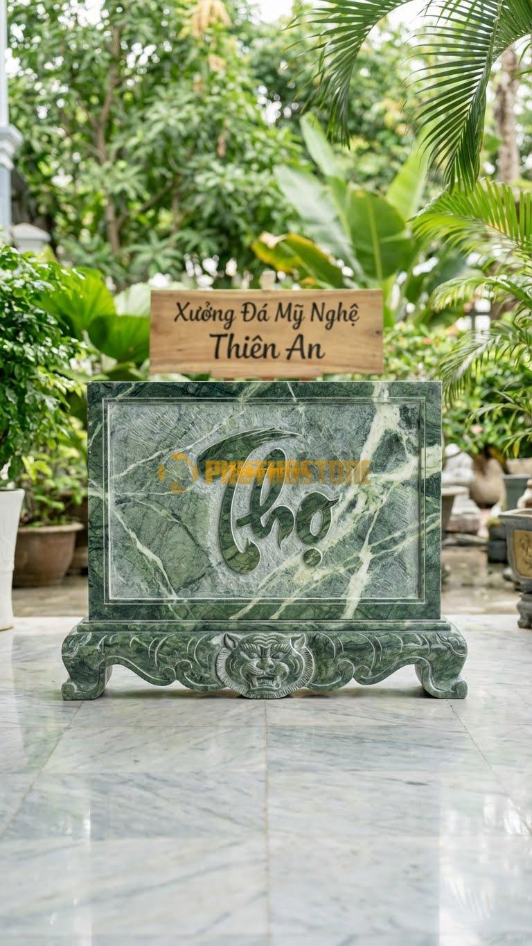 Cuốn Thư Đá Xanh Ấn Chữ Thọ Đế Chân Quỳ L147: Đế Chân Quỳ Chạm Hổ Phù. (L147 x H89 Cm).