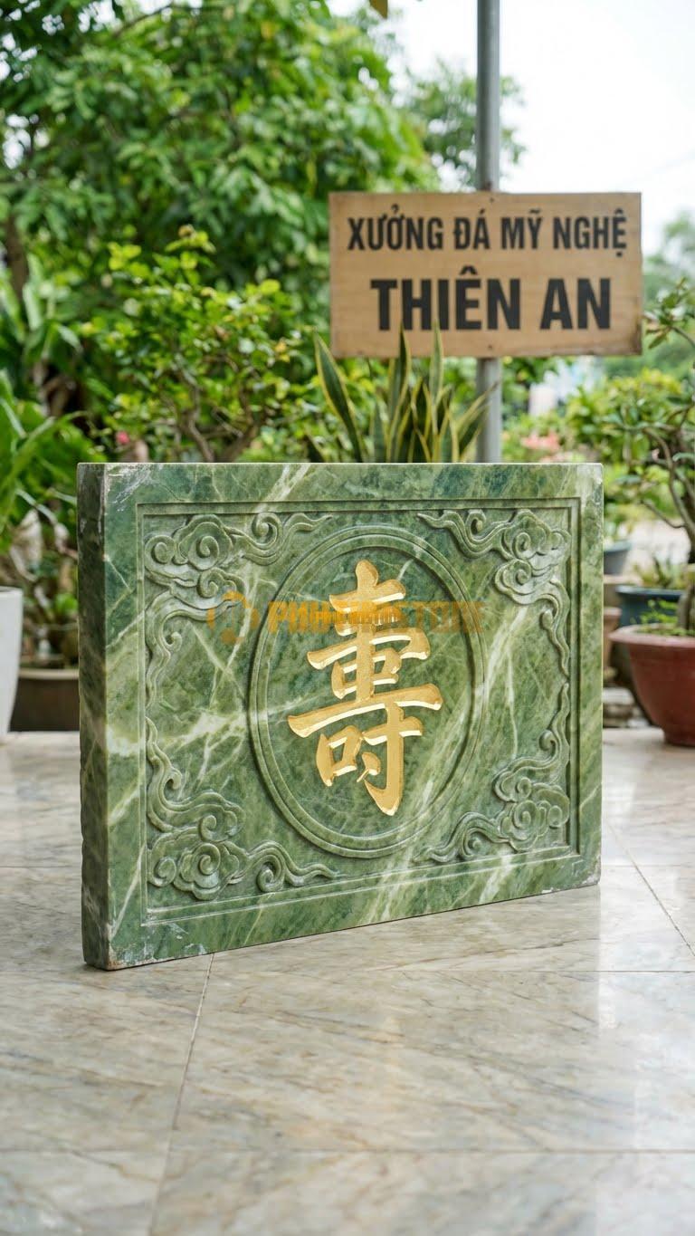 Cuốn Thư Đá Xanh Ấn Chữ Thọ Mạ Vàng L133: Chữ Thọ Khắc Chìm Và Sơn Nhũ Vàng. (L133 x H89 Cm).