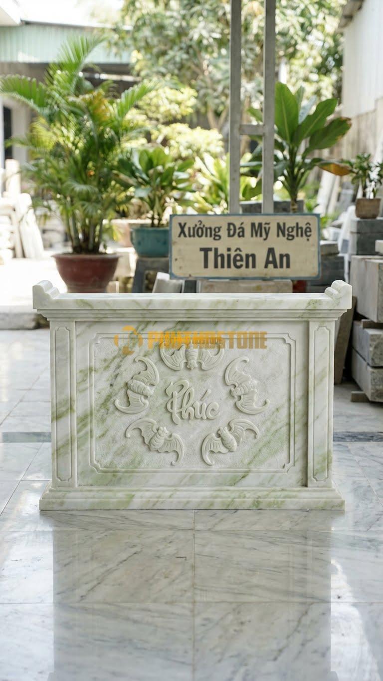 Cuốn Thư Đá Xanh Ấn Ngũ Phúc Lâm Môn L147: 5 Con Dơi Chầu Vào Chữ Phúc Ở Giữa. (L147 x H89 Cm).