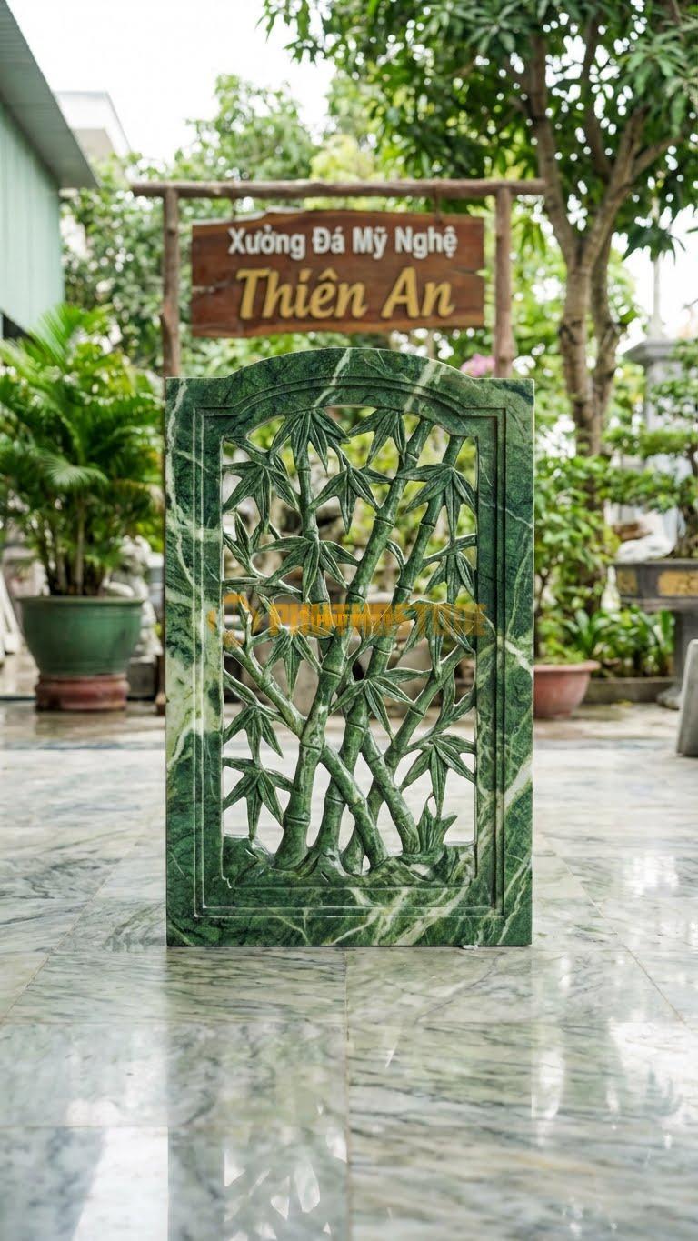 Cuốn Thư Đá Xanh Ấn Thông Phong Cây Trúc L133: Thân Trúc Và Lá Trúc Đan Xen, Nhìn Xuyên Thấu. (L133 x H81 Cm).