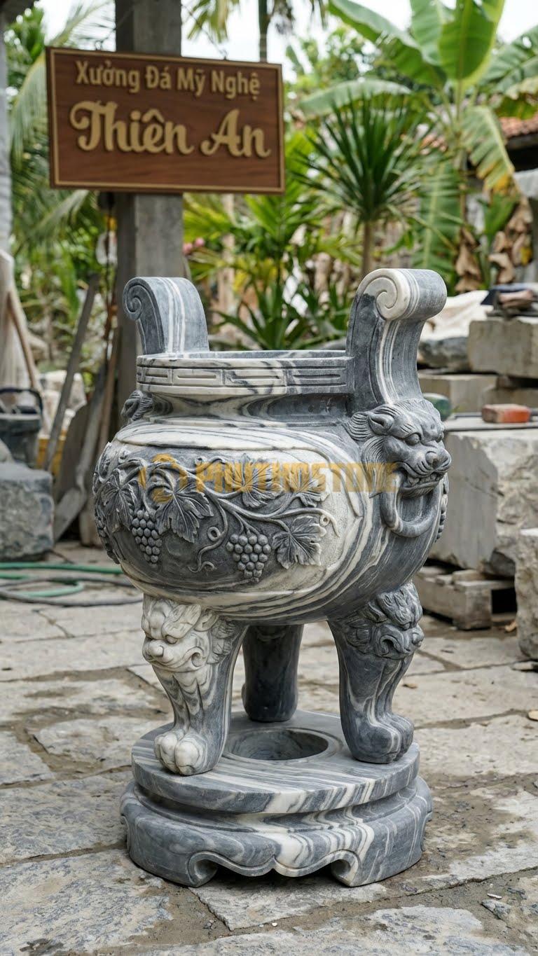Đỉnh Đá Chùm Nho Đá Vân Mây: Họa Tiết Dây Nho Quấn Quanh Thân 50 Cm