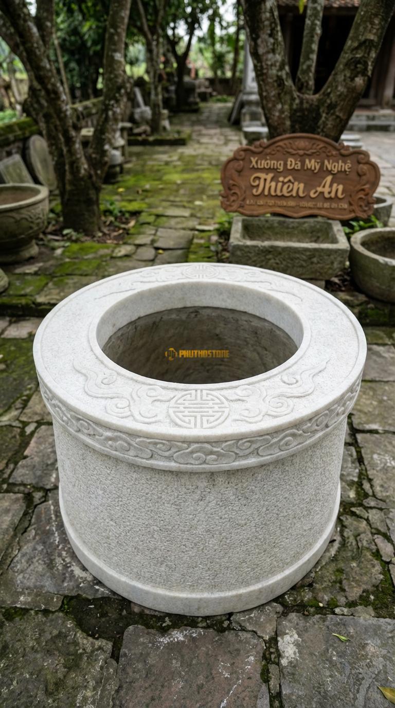 Giếng Chạm Chữ Thọ Đá Trắng Muối Khắc chữ Thọ tròn (triện tròn) đan xen mây, Kích thước đường kính 90cm x Cao 70cm