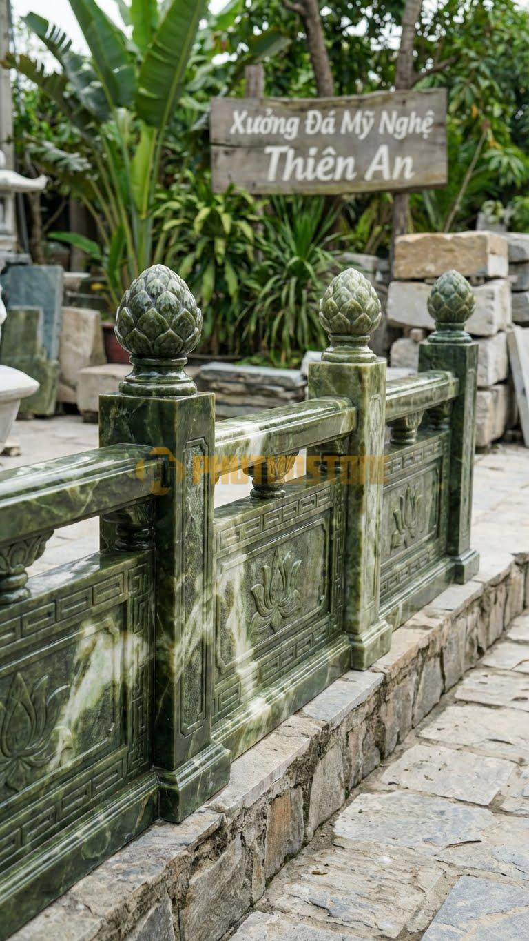 Lan Can Đá Serpentine Bông Atiso (Quả Thông): Trụ Lan Can Tạc Hình Quả Thông/Bông Atiso, Kích Thước: Trụ 25X25Cm, Cao 110Cm