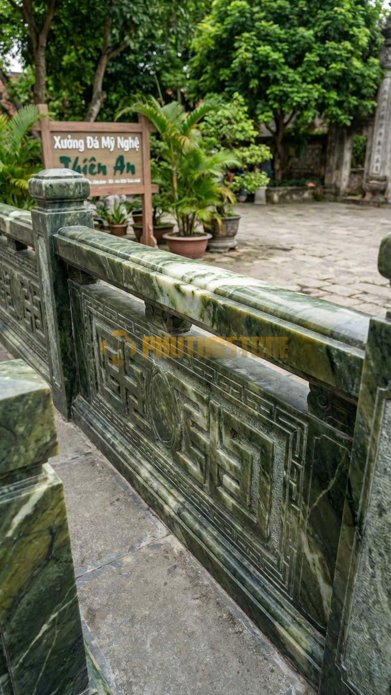 Lan Can Đá Serpentine Chữ Vạn Cách Điệu: Họa Tiết Chữ Vạn Chạy Viền, Ở Giữa Để Thoáng, Kích Thước: 120Cm X 81Cm X 8Cm