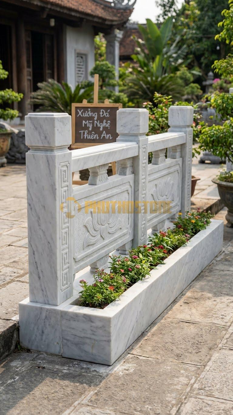 Lan Can Đá Trắng Yên Bái Đá Kết Hợp Bồn Hoa: Phần Chân Đế Thiết Kế Hộc Để Trồng Hoa Nhỏ, Kích Thước: 150Cm X 95Cm X 25Cm