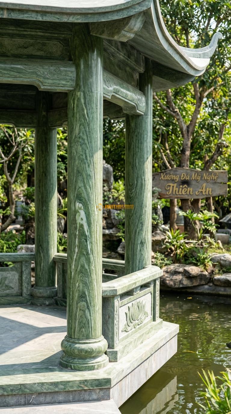 Lầu Đá Xanh Ấn Giả Gỗ (Vân Mây): Chế tác đá tạo hình như thớ gỗ, hoa văn mây tản nhẹ nhàng. đường kính 3m00; Cao 3m50