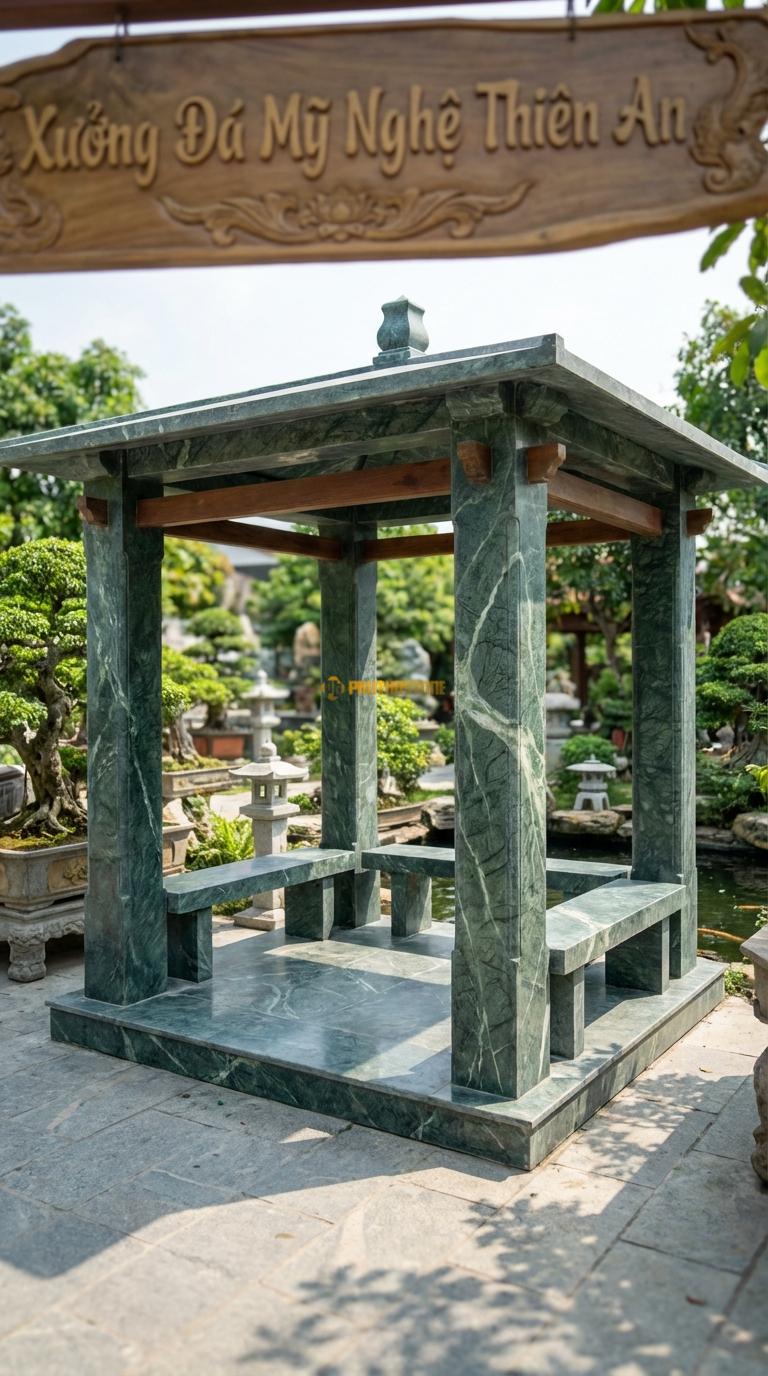 Lầu Tứ Giác Đá Xanh Ấn Cổng Kết Hợp Lầu: Dạng chòi nghỉ chân ngay tại cổng vào, 2 bên có ghế ngồi đá. 2m50 x 2m50