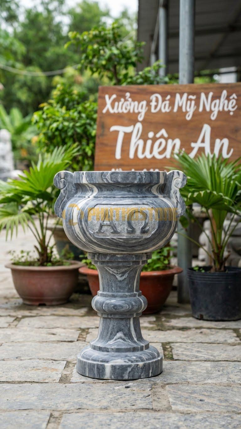 Lư Đá Công Giáo Chữ Alpha & Omega Đá Vân Mây: Biểu Tượng Của Sự Bắt Đầu Và Kết Thúc 48 Cm